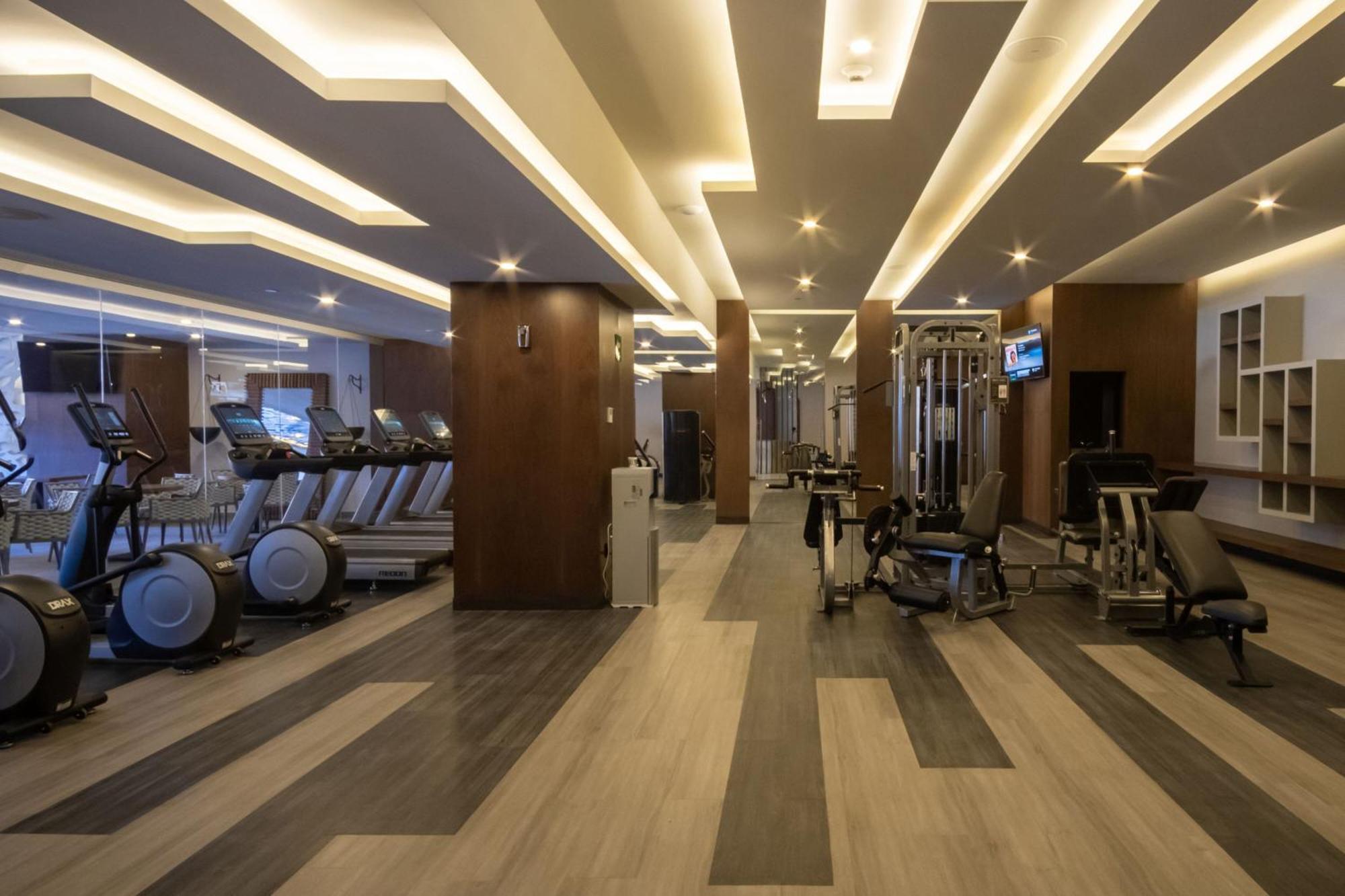 Gran Hotel Expo Guadalajara By Hnf سابوبان المظهر الخارجي الصورة